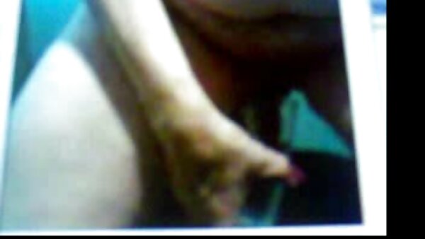 Возбудливо видео за секс во тројка на ФФМ во кое се прикажани порно курви