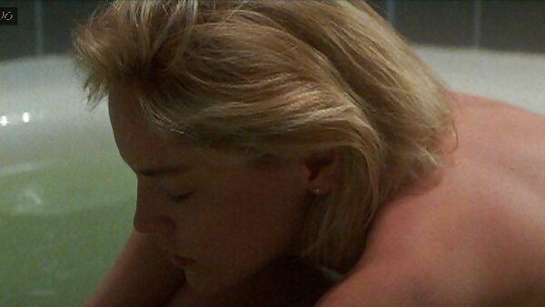 Пленот светла коса нечистотија доби анален заебана во кучешка поза