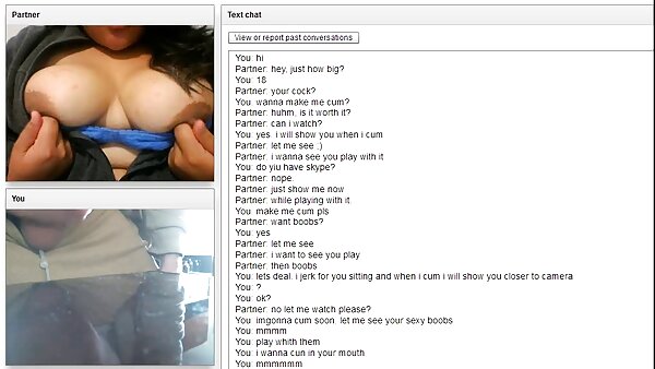 Истетовираната гола бујна црвенокоса масерка го цица силен кур на другар со масло